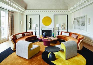 A magnificent marriage of seventies accents from the universe of Fabrice Juan and MISIA fabrics